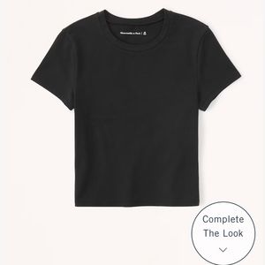 Abercrombie essential baby tee black cropped fitted top